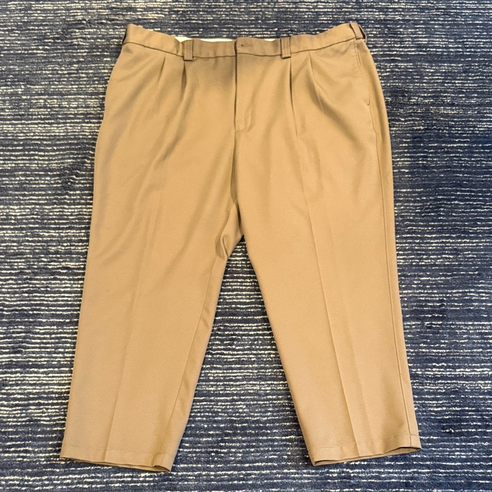 Oak Hill Men's Khaki Pleated Microfiber Waist Relaxer Dress Pants